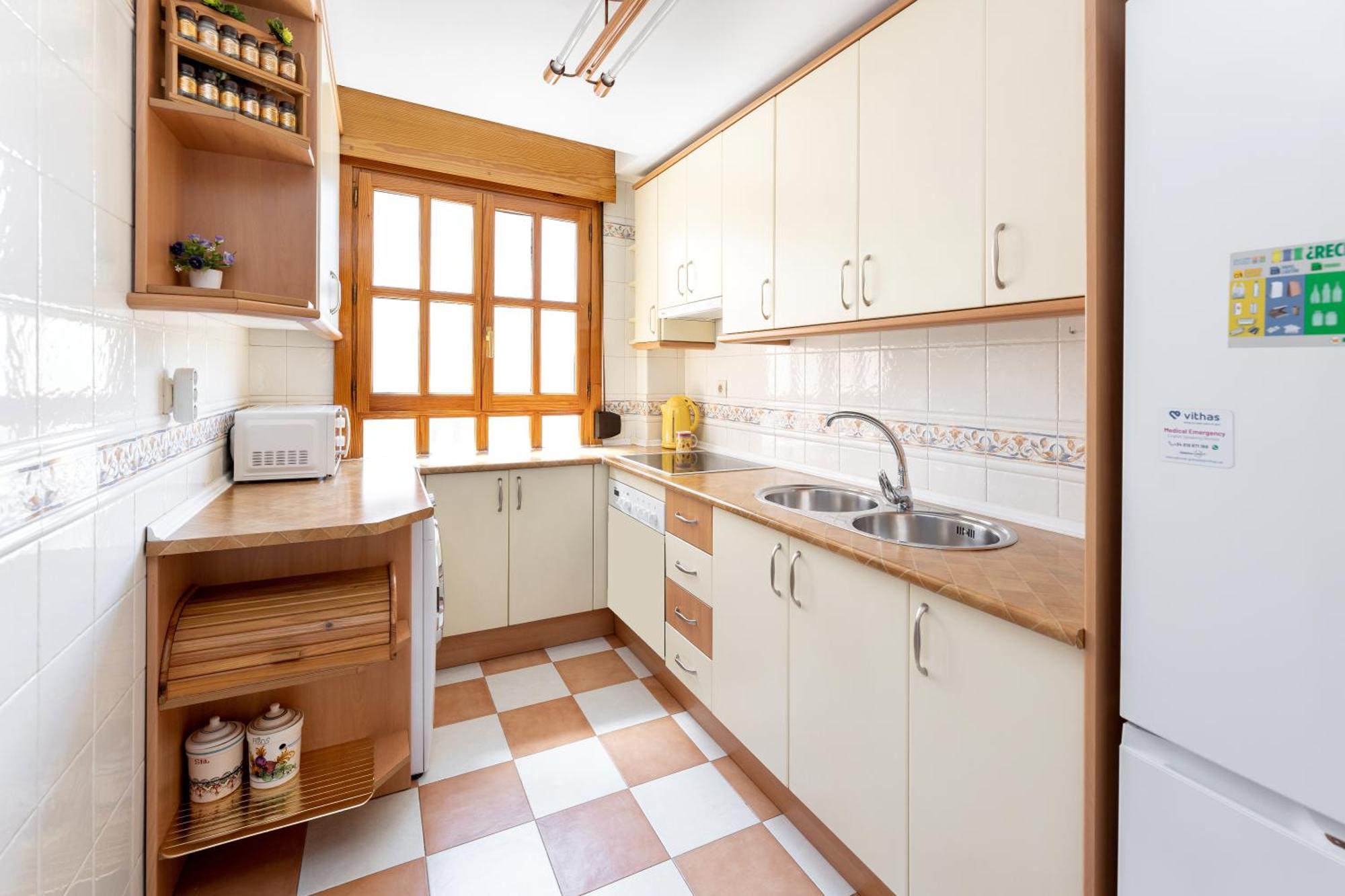 Apartamento Adultos Centro N V 1 Free Parking กรานาดา ภายนอก รูปภาพ